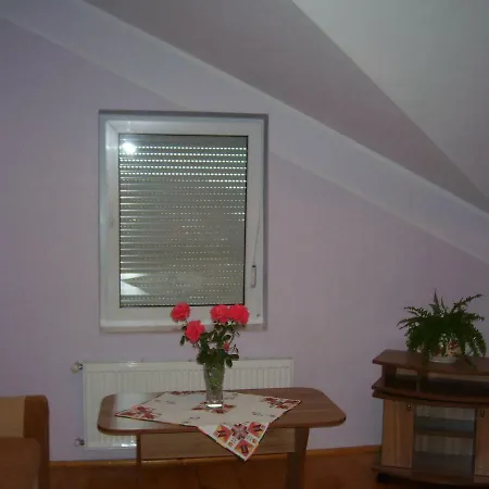 злоторія Villa *